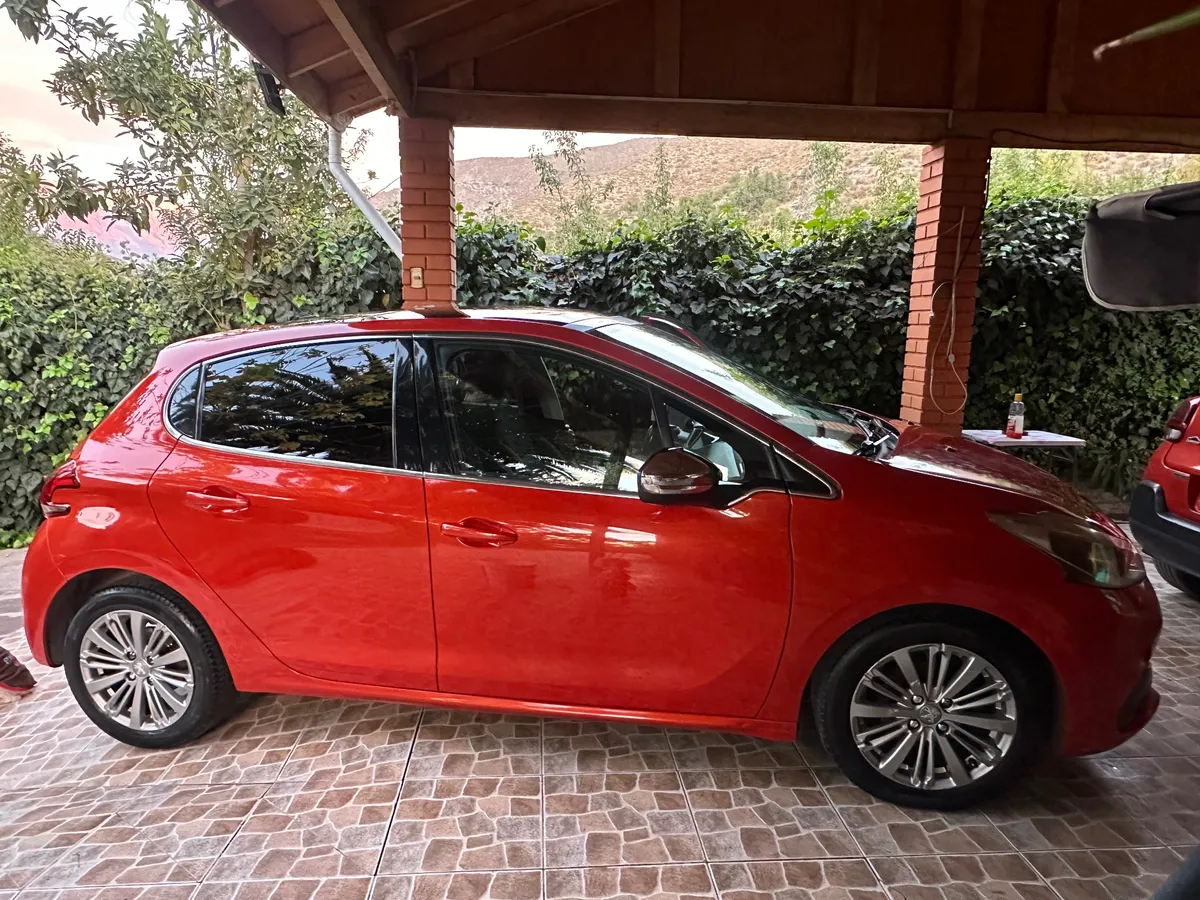 PEUGEOT 208 1.6 Gti 30th Thp 208hp Mt año 2016
