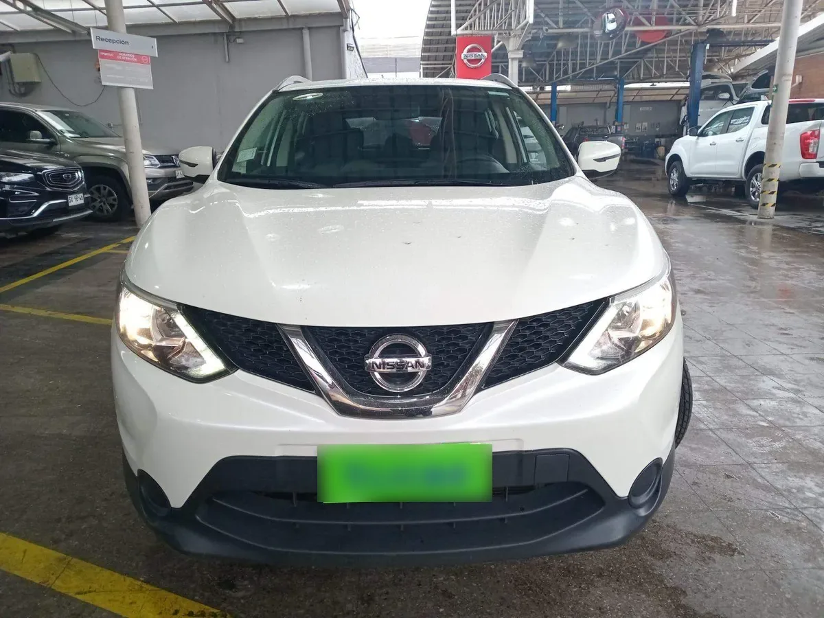 Nissan Qashqai 2.0 Sense 4x2 Mt 5p año 2017