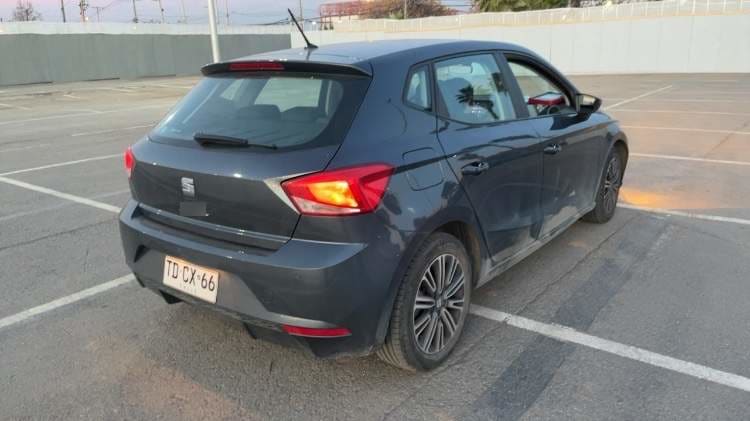 Seat Ibiza 1.6 Style 4x2 Mt 5p año 2024