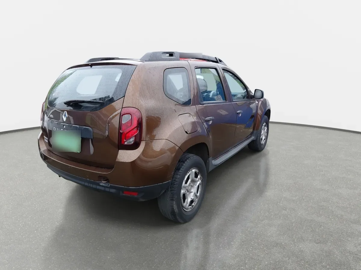 Renault Duster 1.6 Life 4x2 5mt 5p año 2019