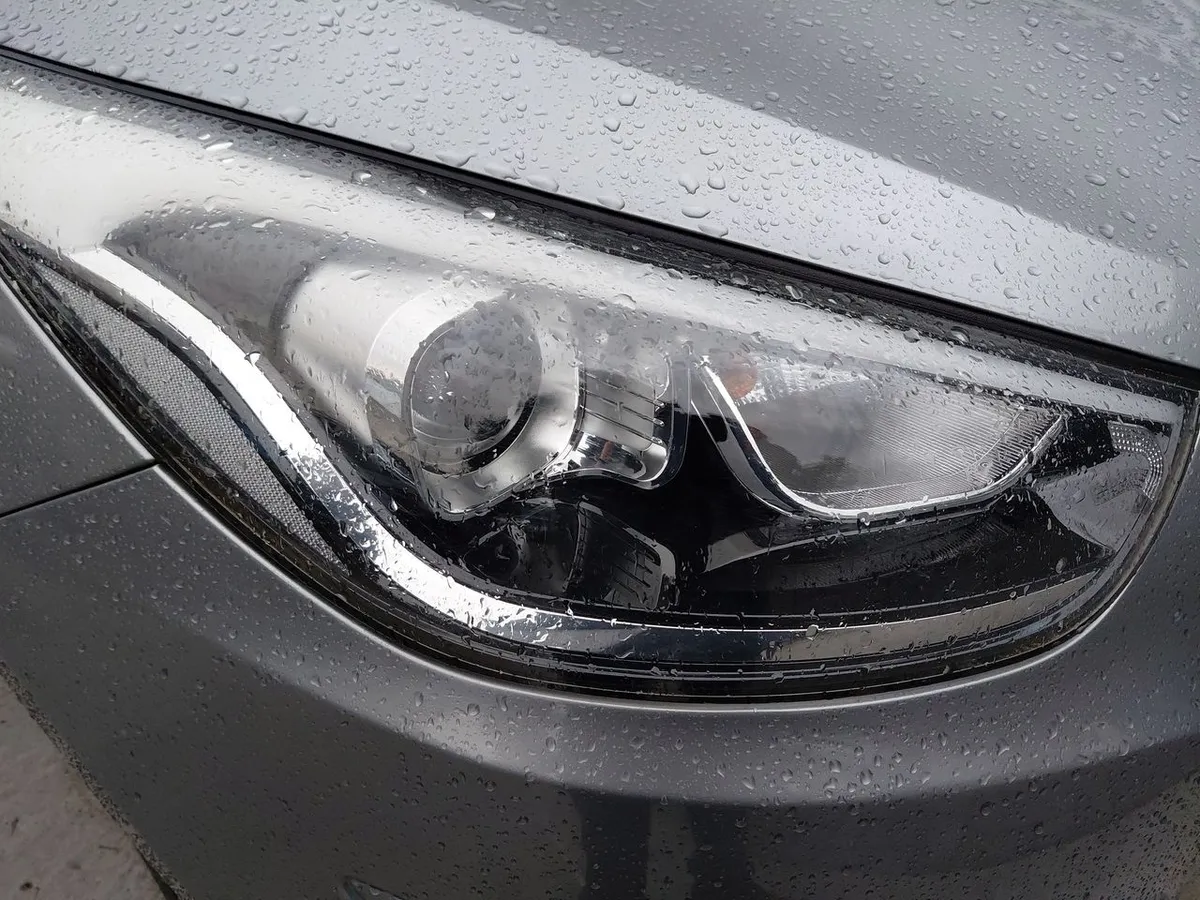 Hyundai Tucson 2.0 Gl 2wd Lm Pe Ac 2ab At 5p año 2016