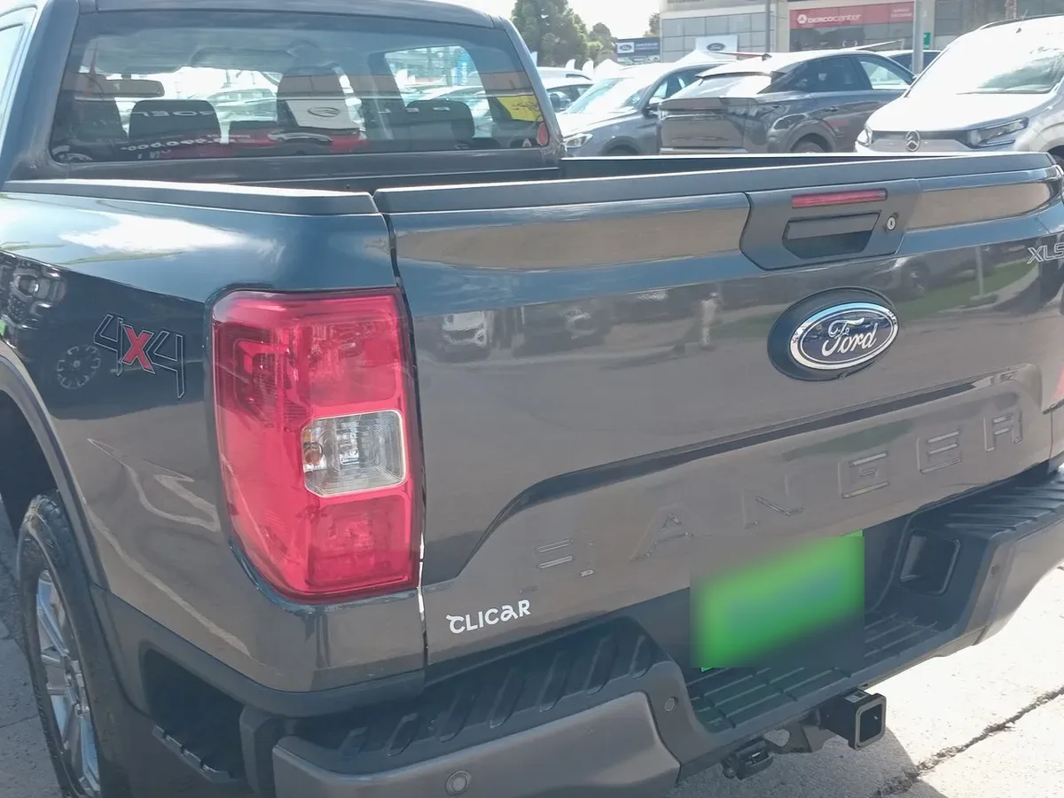 Ford Ranger 2.0 Xls Diesel 4x4 Dob. Cab. Mt 4p año 2025