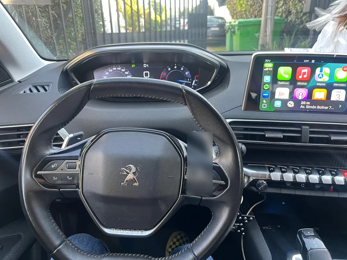 PEUGEOT 3008 1.6 Allure Thp 165 At año 2020