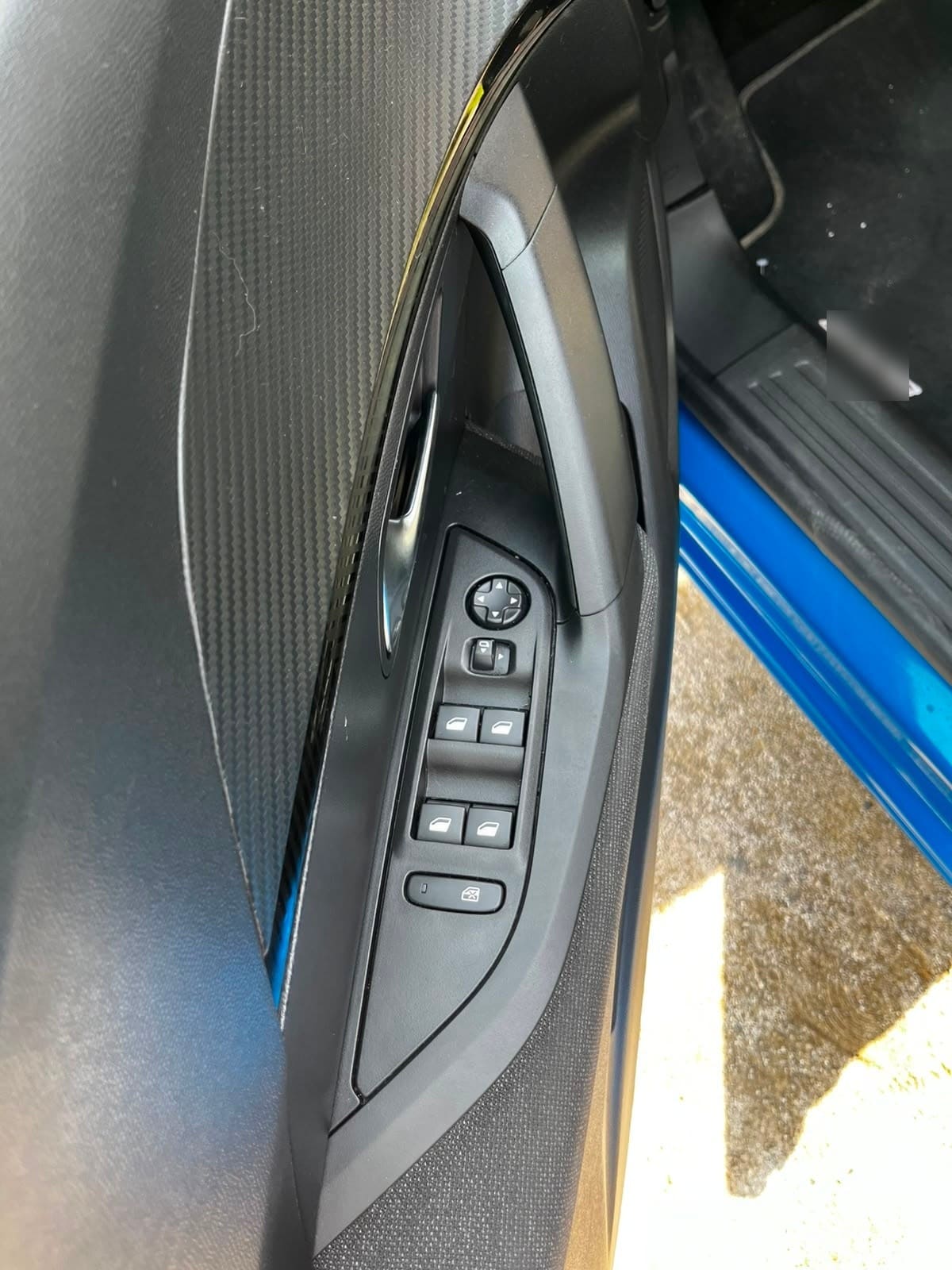 PEUGEOT 2008 Otra año 2025