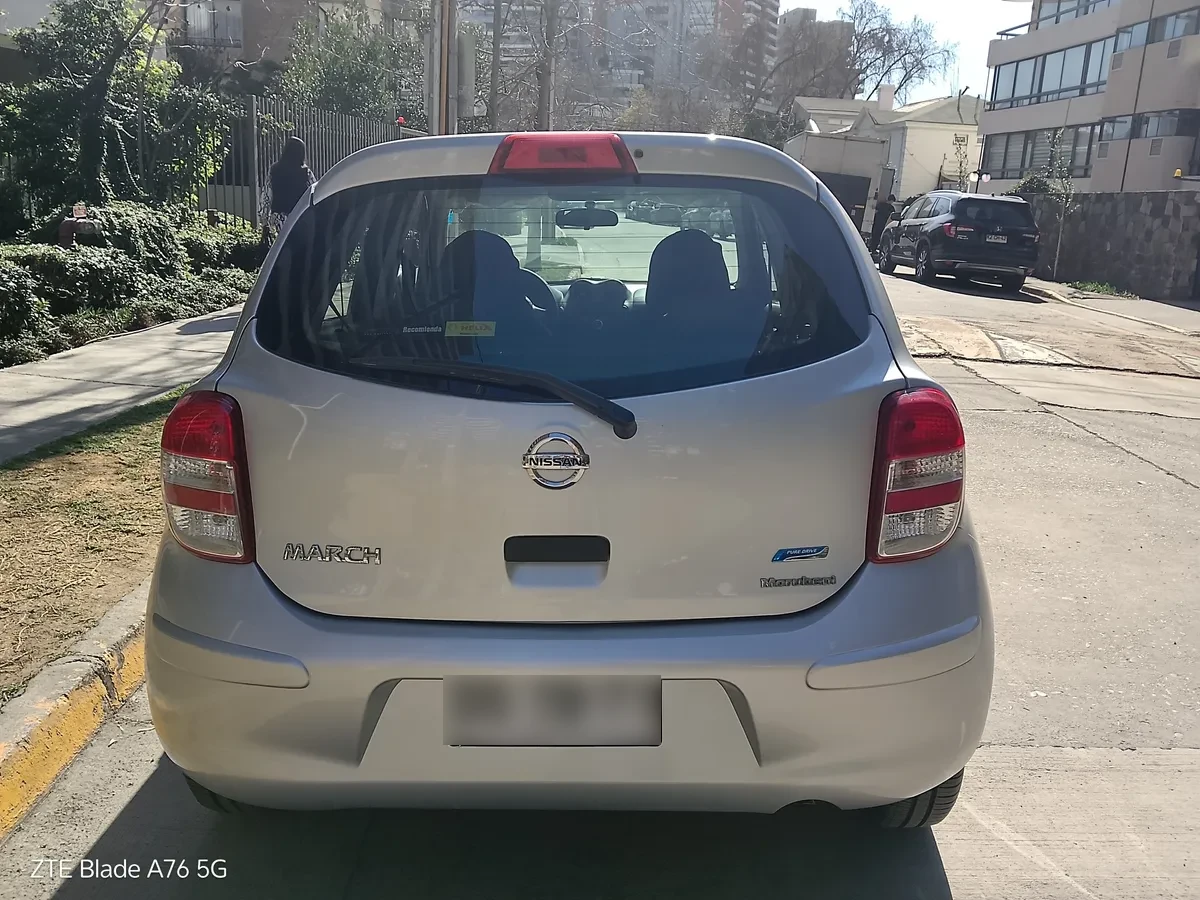 NISSAN MARCH 1.6 Sense Mt año 2012