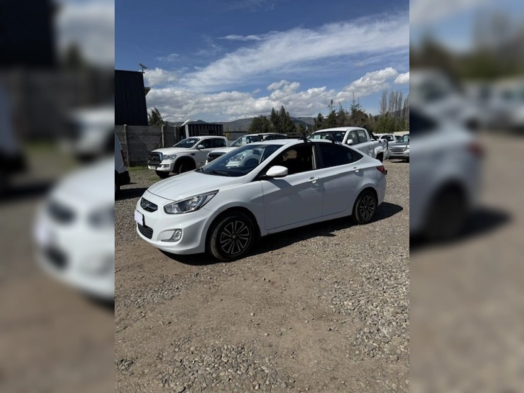 Hyundai Accent 1.4 Gl año 2020
