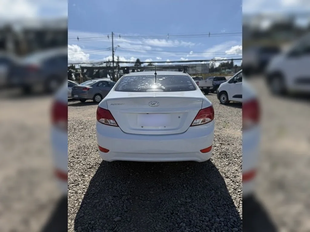 Hyundai Accent 1.4 Gl año 2020