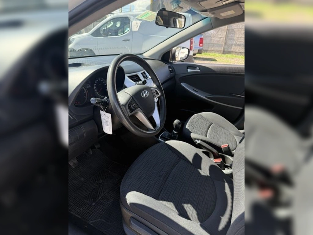 Hyundai Accent 1.4 Gl año 2020