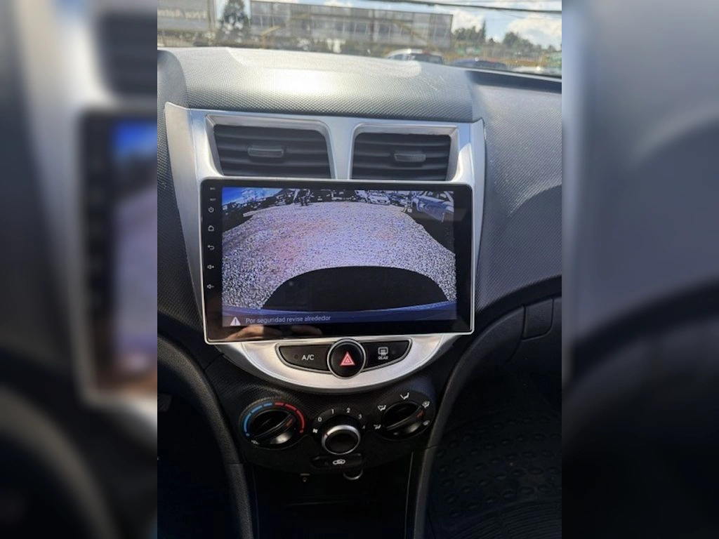 Hyundai Accent 1.4 Gl año 2020