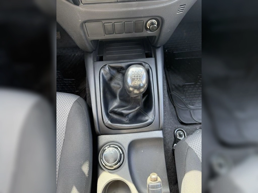 Mitsubishi L200 2.4 Katana año 2023