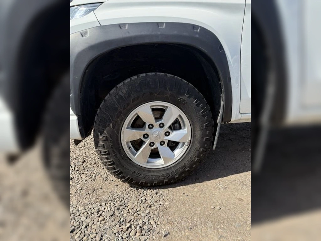 Mitsubishi L200 2.4 Katana año 2023