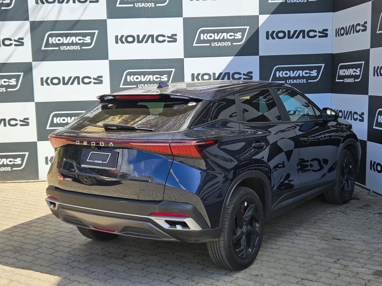 Omoda C5 1.5 T Luxury At año 2026