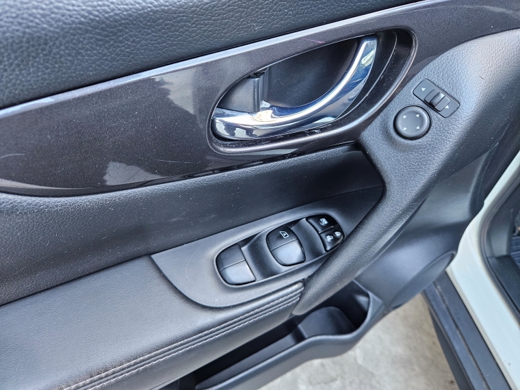 Nissan X-Trail 2.5 Sense At año 2022