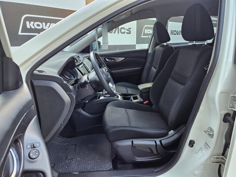 Nissan X-Trail 2.5 Sense At año 2022