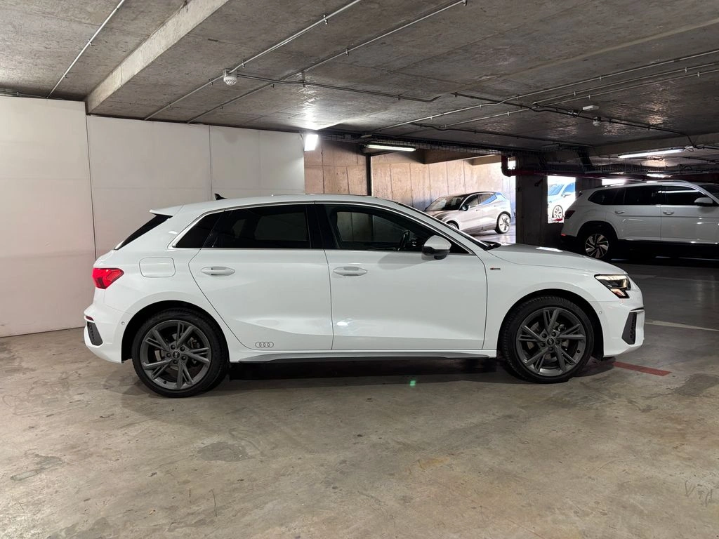 Audi A3 Sportback 35 Tfsi Sport año 2023