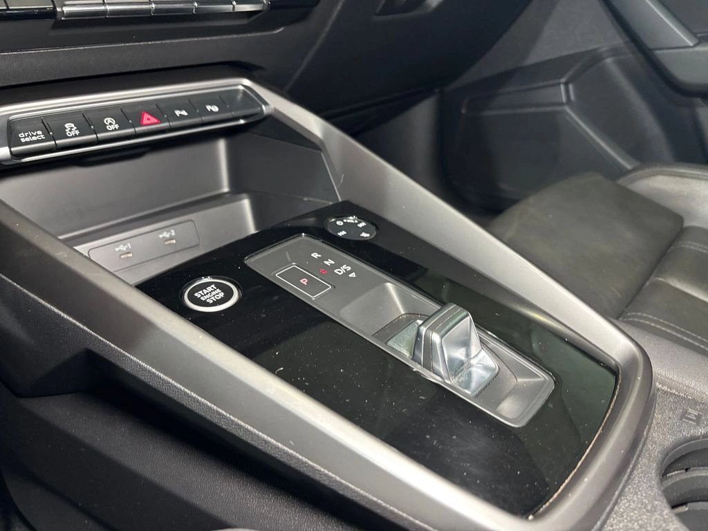 Audi A3 Sportback 35 Tfsi Sport año 2023