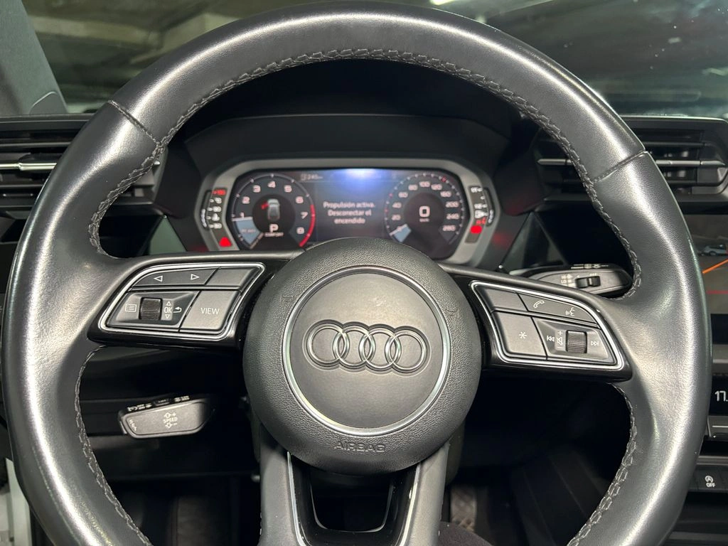 Audi A3 Sportback 35 Tfsi Sport año 2023