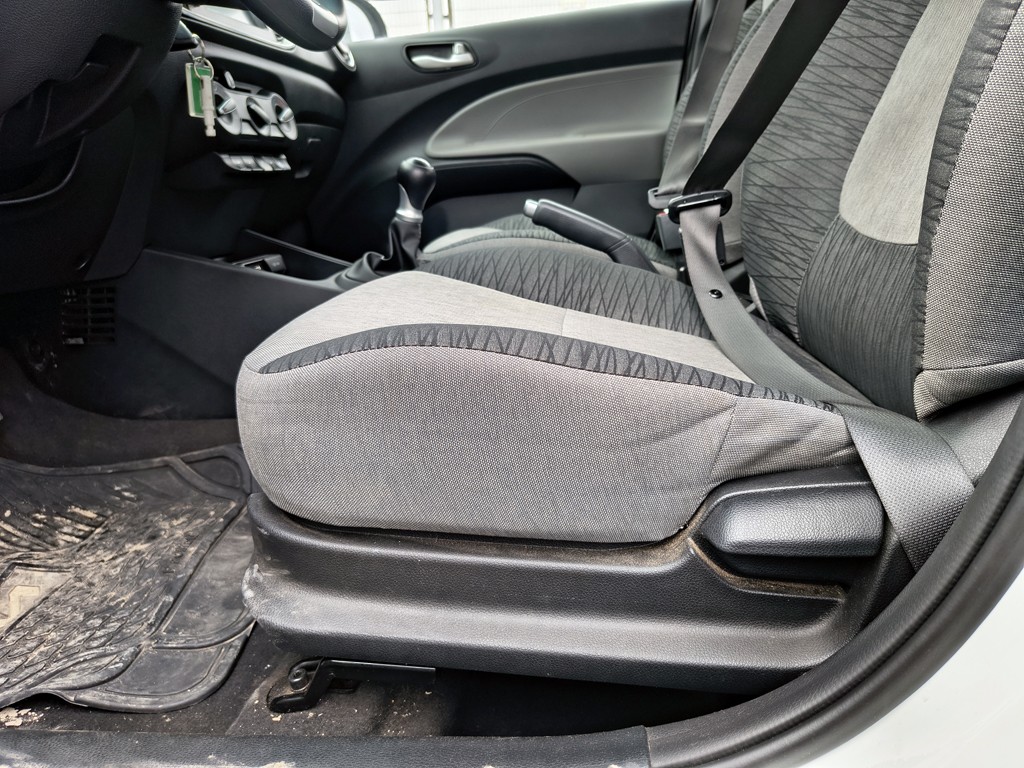Kia Soluto Soluto 1.4 Gasolina 4x2 T/m año 2023