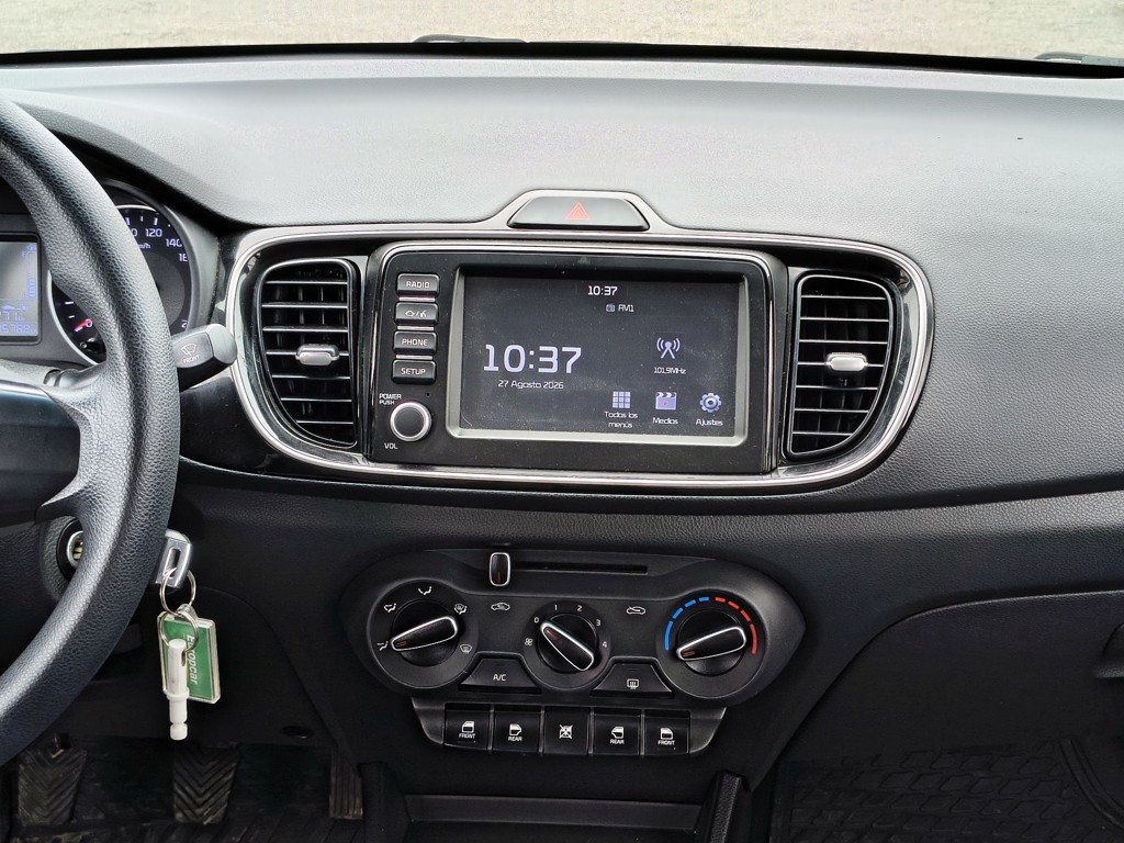 Kia Soluto Soluto 1.4 Gasolina 4x2 T/m año 2023