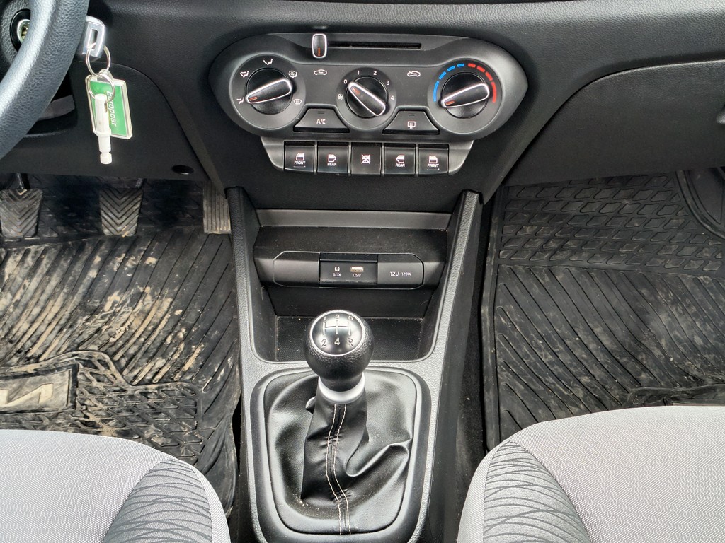 Kia Soluto Soluto 1.4 Gasolina 4x2 T/m año 2023