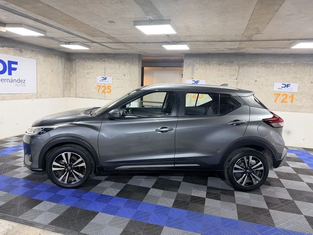 Nissan Kicks Advance año 2023