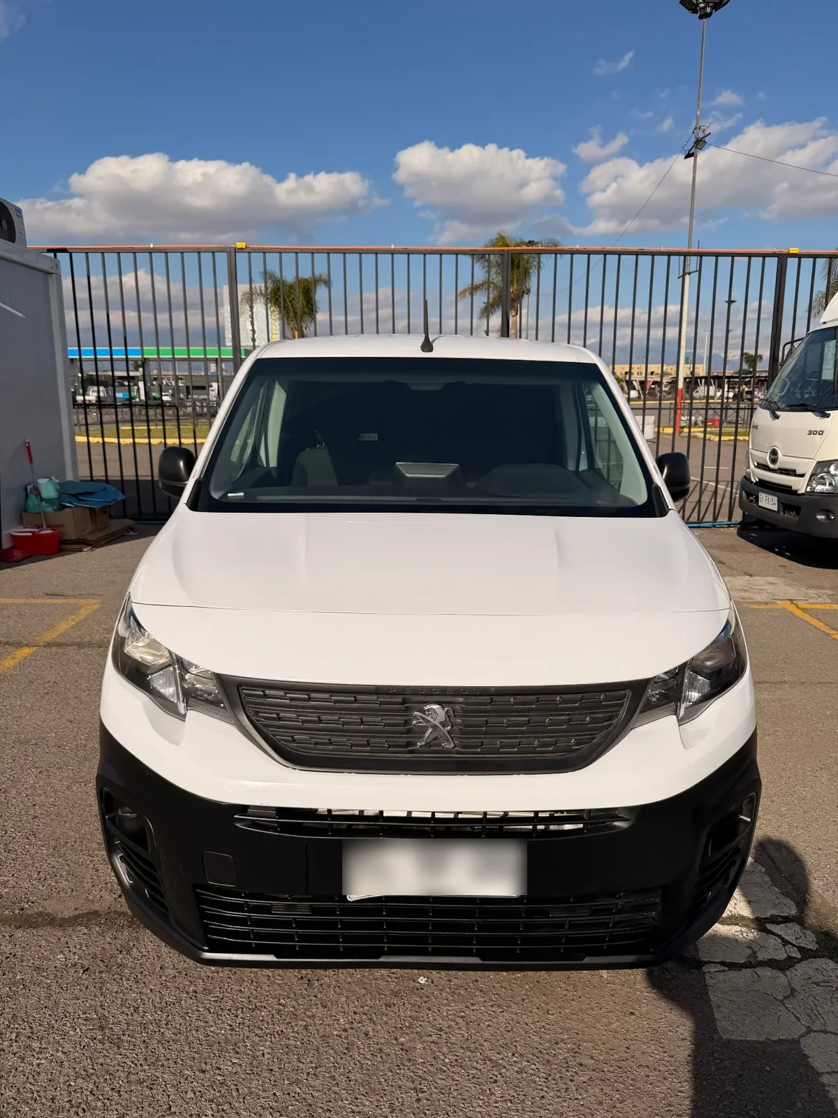 PEUGEOT PARTNER 1.5 L1 Bluehdi 100 Mt Diesel año 2024
