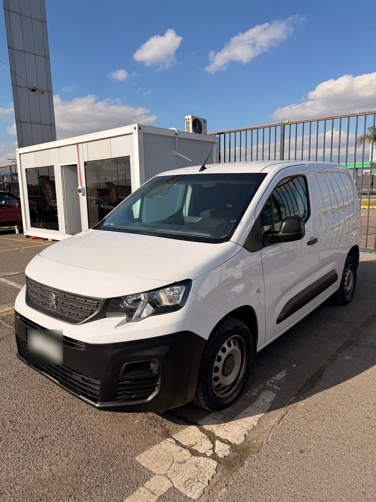 PEUGEOT PARTNER 1.5 L1 Bluehdi 100 Mt Diesel año 2024