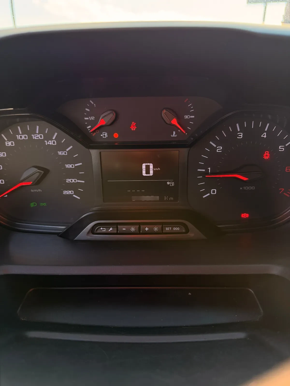 PEUGEOT PARTNER 1.5 L1 Bluehdi 100 Mt Diesel año 2024