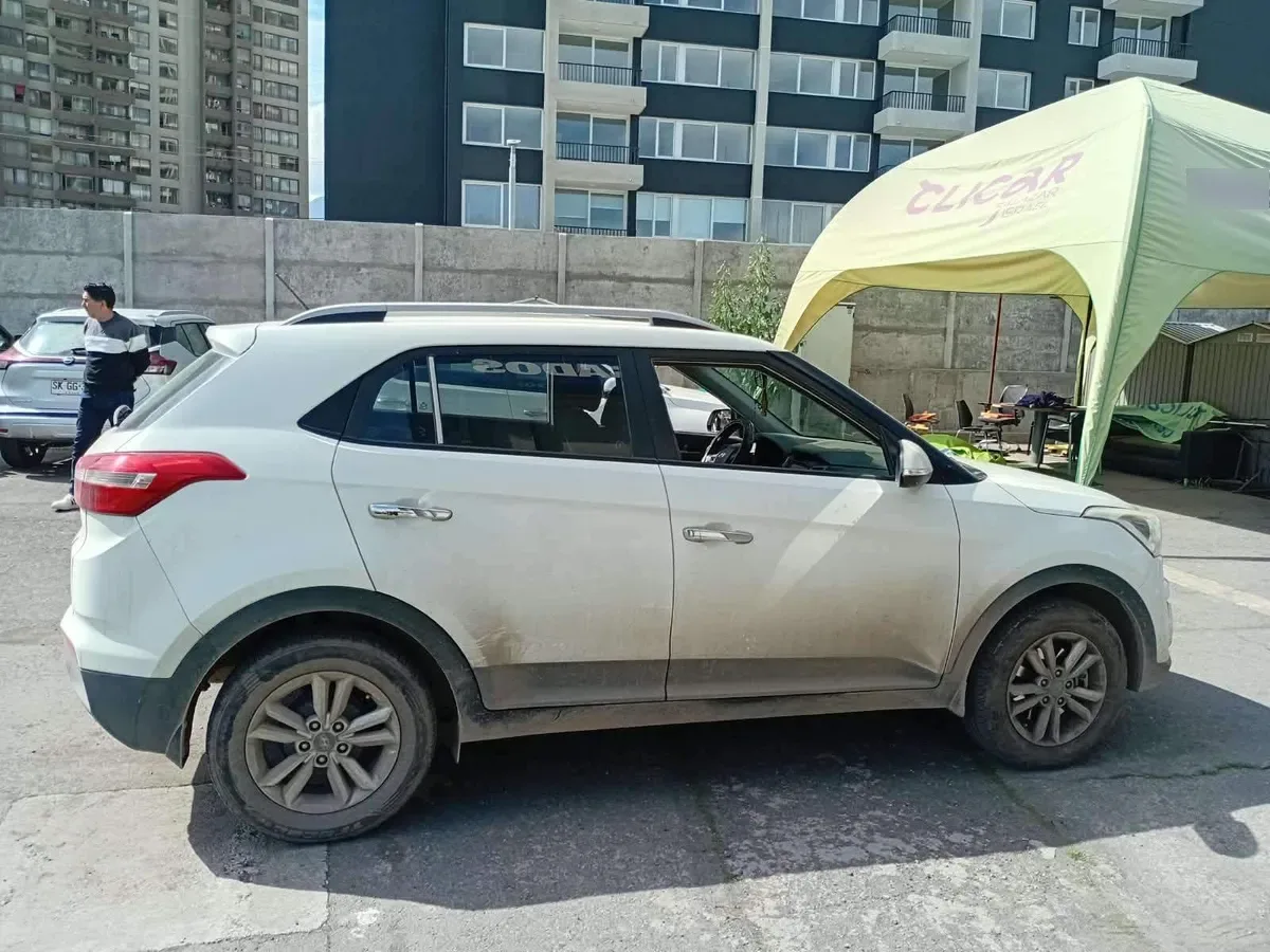 Hyundai Creta 1.6 Gls 4x2 Abs 2ab Mt 5p año 2017