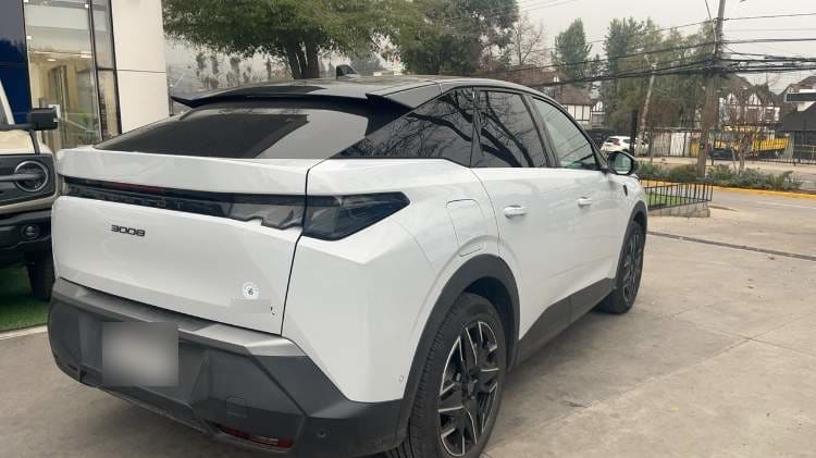 Peugeot 3008 1.2 Gt Mhev 4x2 136 Edct At 5p año 2025