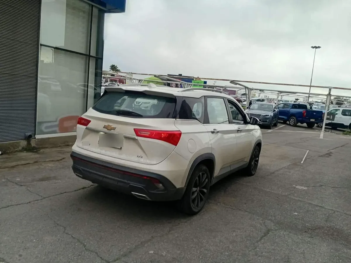 Chevrolet Captiva 1.5t Ltz Fwd Mt 5p año 2022