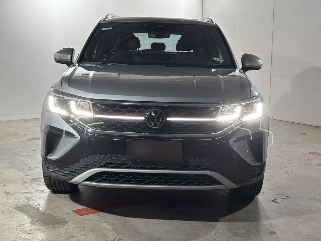 Volkswagen Taos Aut año 2025