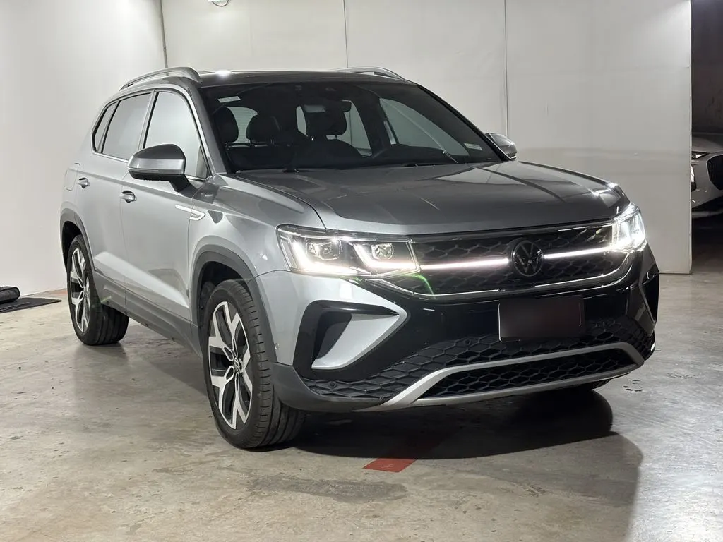 Volkswagen Taos Aut año 2025