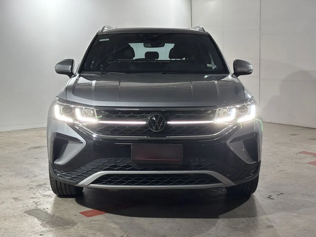 Volkswagen Taos Aut año 2025
