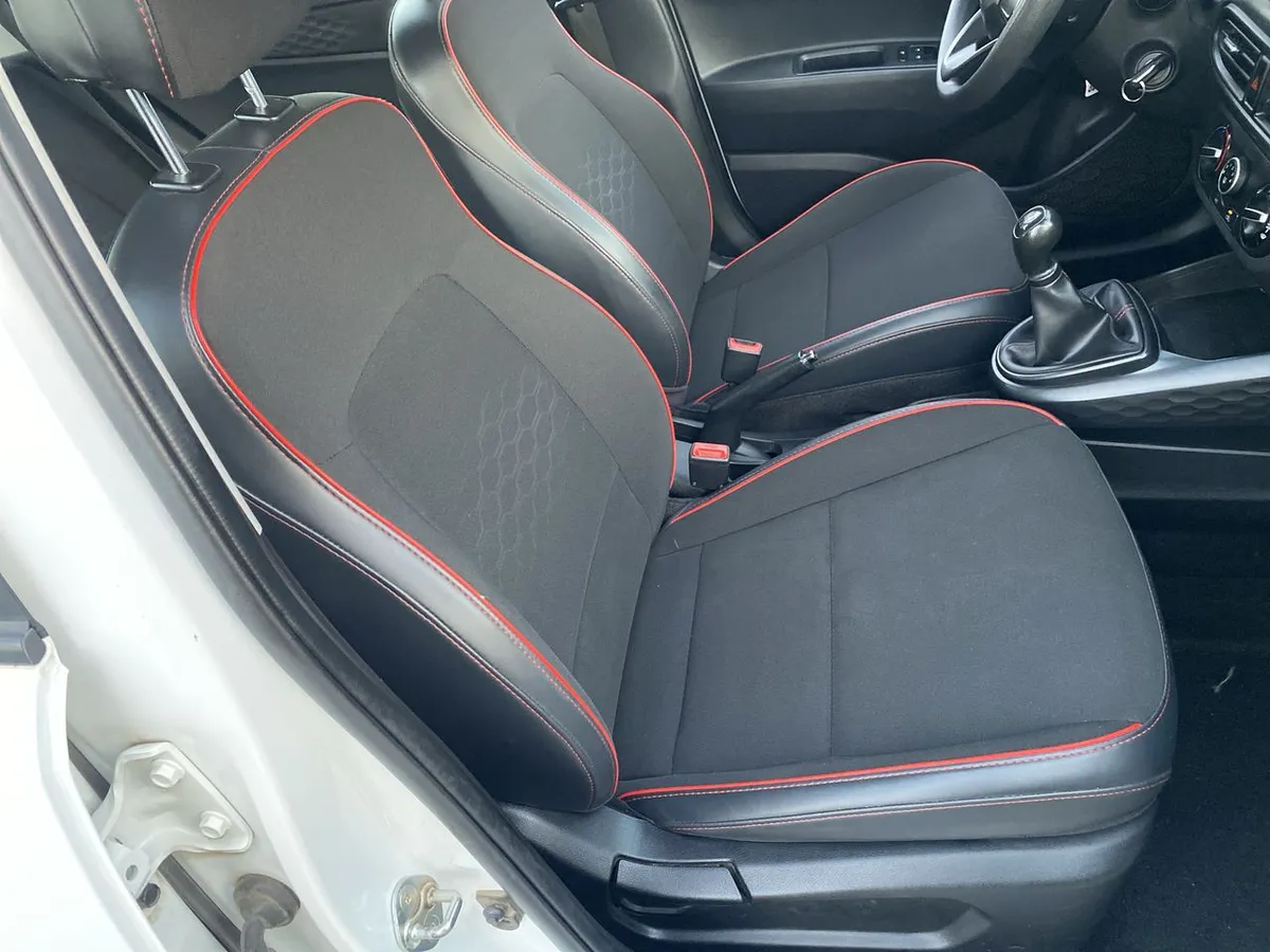 Hyundai Grand I10 1.2 Value 4x2 Hb Mt 5p año 2022