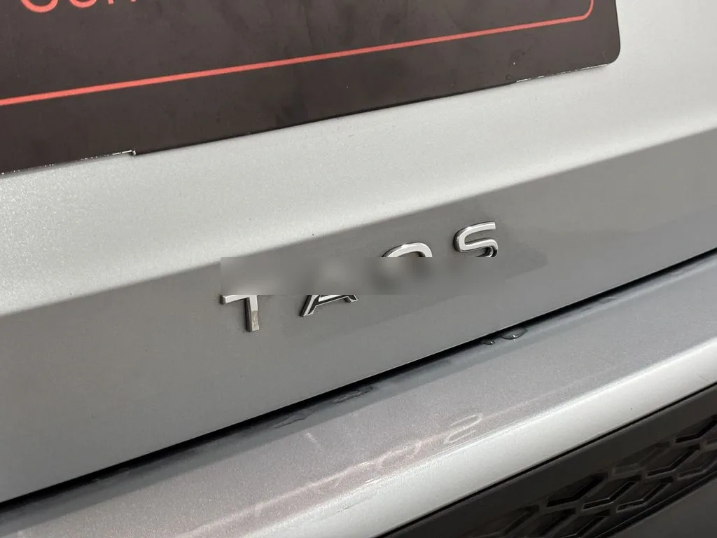Volkswagen Taos Aut año 2025
