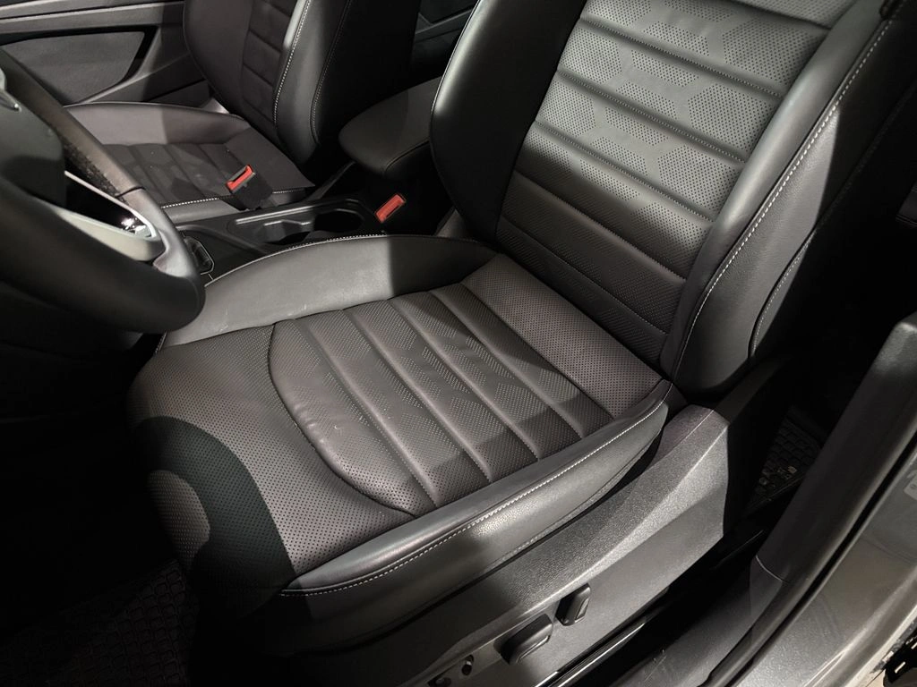 Volkswagen Taos Aut año 2025