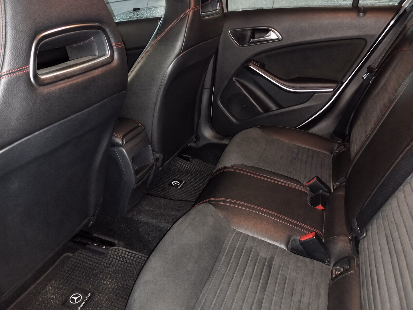 Mercedes-Benz A200 A 200 D año 2019