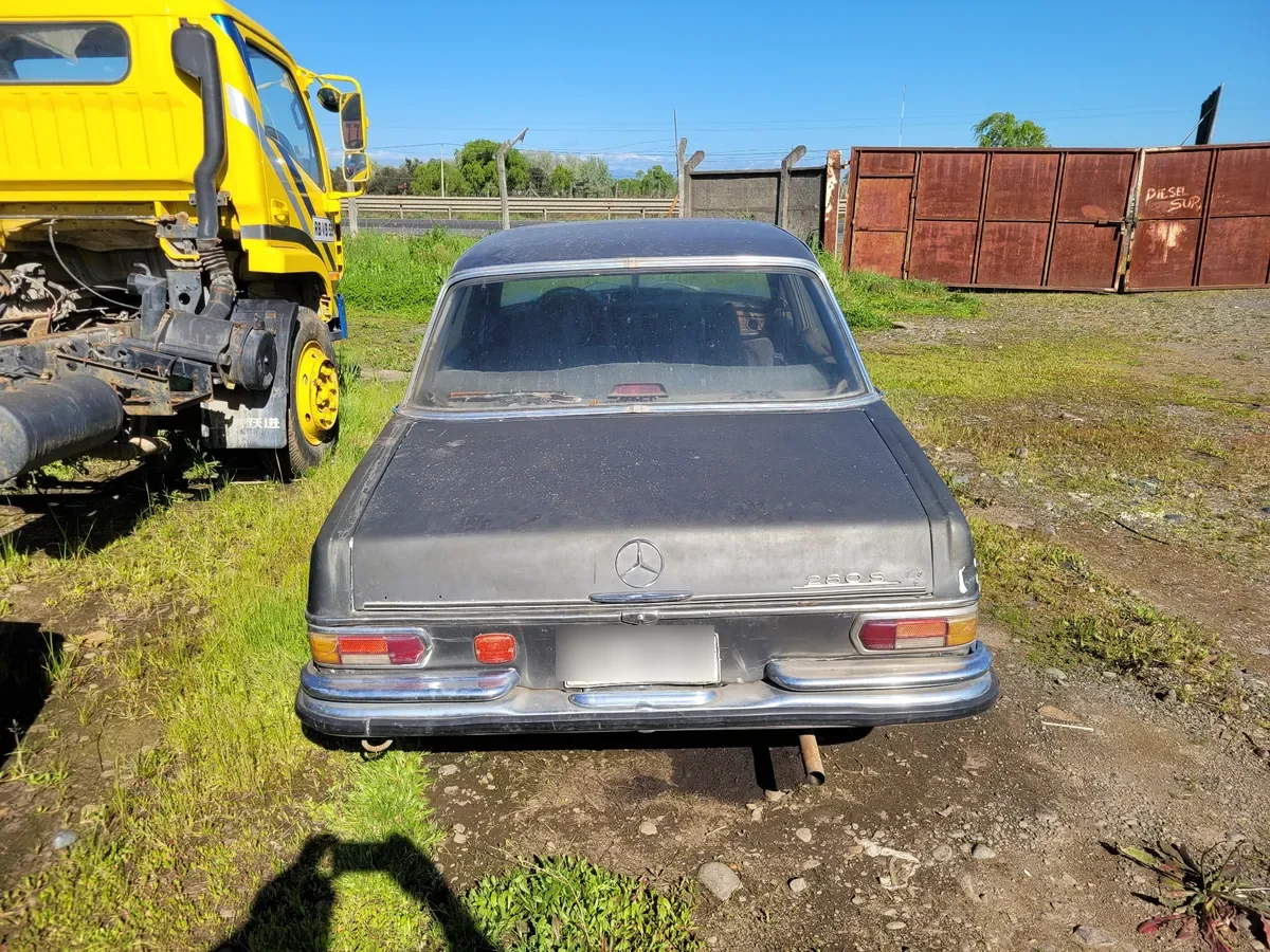 Mercedes Benz E280 No Sé La Versión año 1971