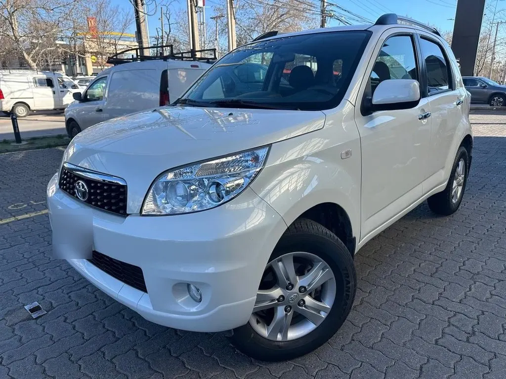 Toyota Rush Lujo 4x2 1.5 Mt año 2017