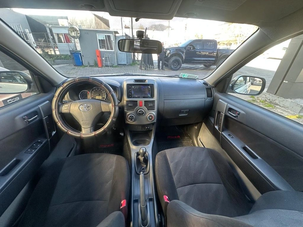 Toyota Rush Lujo 4x2 1.5 Mt año 2017