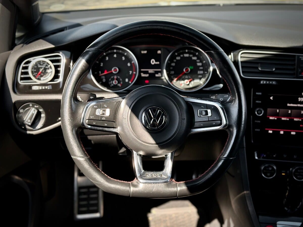 Volkswagen Golf Gti año 2018