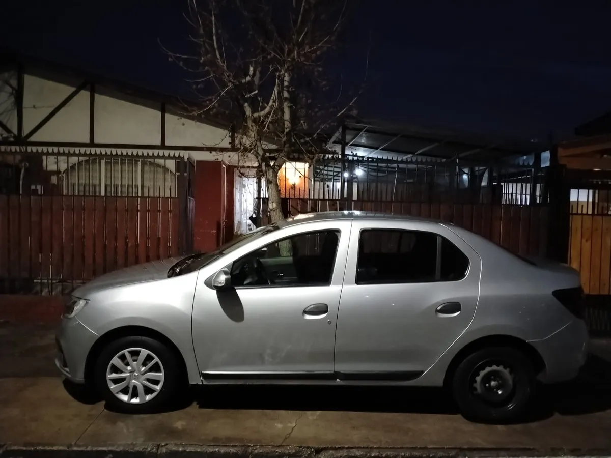 RENAULT SYMBOL 1.6 Zen Mt año 2021
