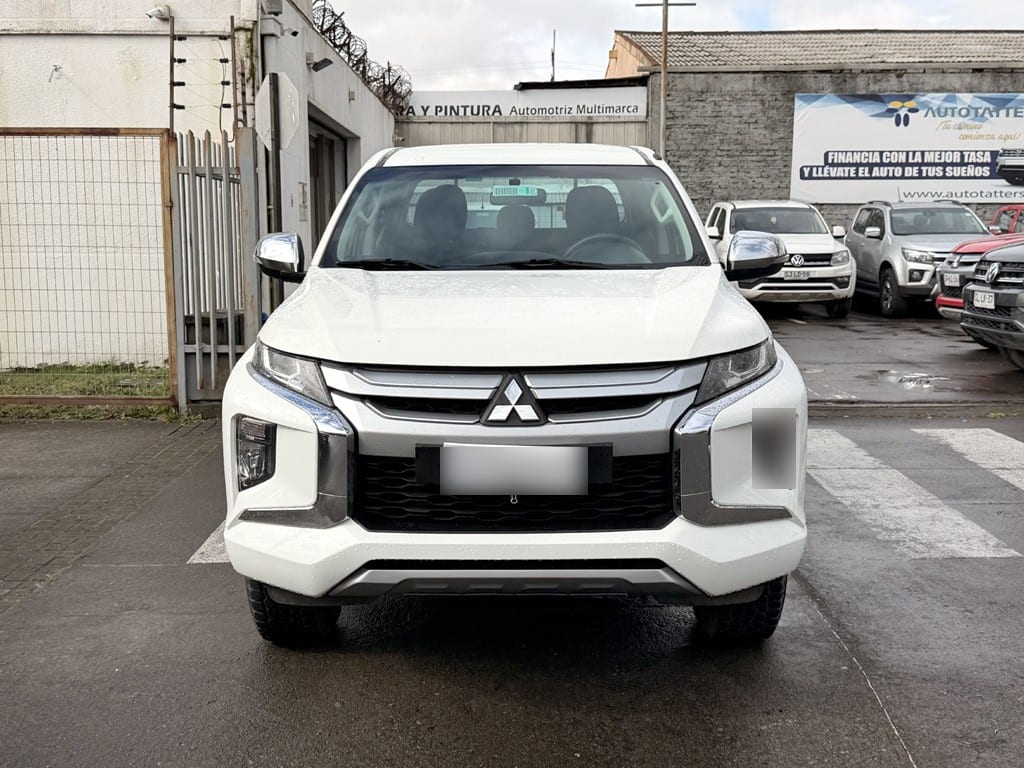 Mitsubishi L200 2.4 Katana Cr año 2023