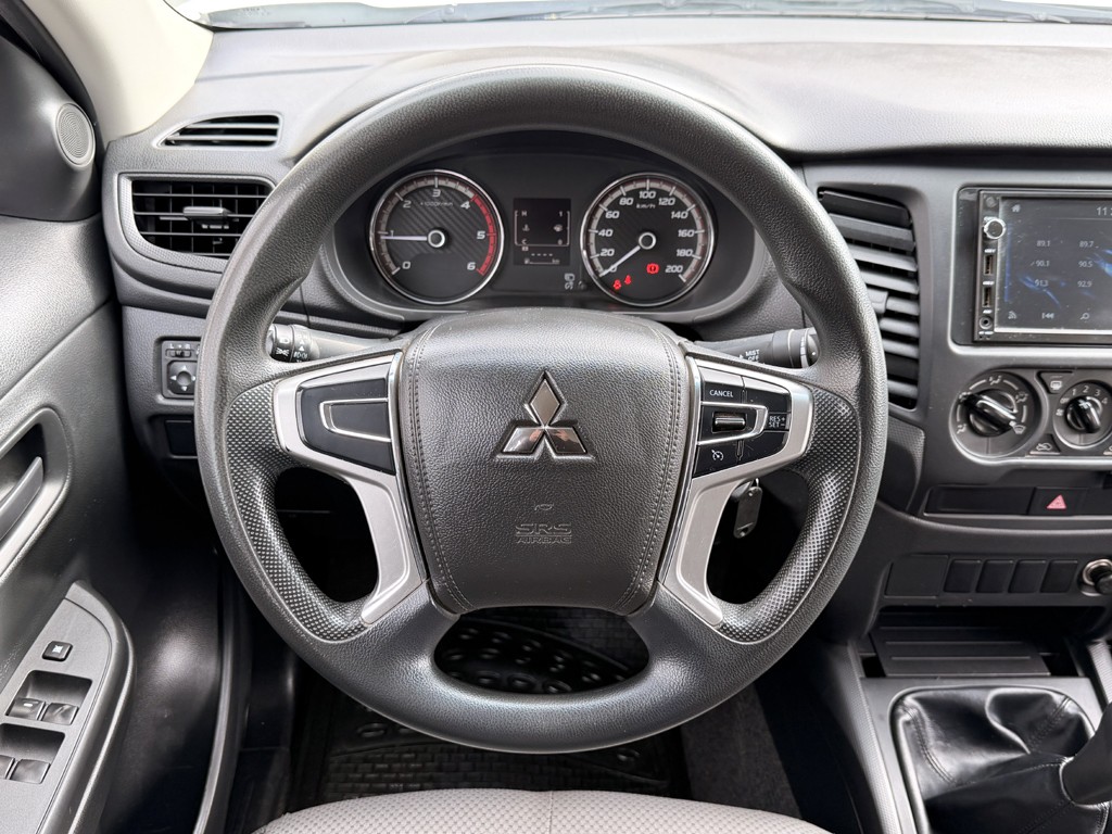 Mitsubishi L200 2.4 Katana Cr año 2023