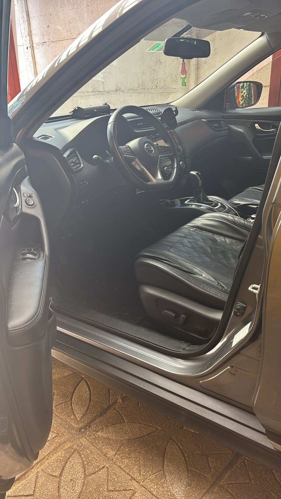 Nissan X-Trail 2.5 Sense 2row At 4x4 año 2018