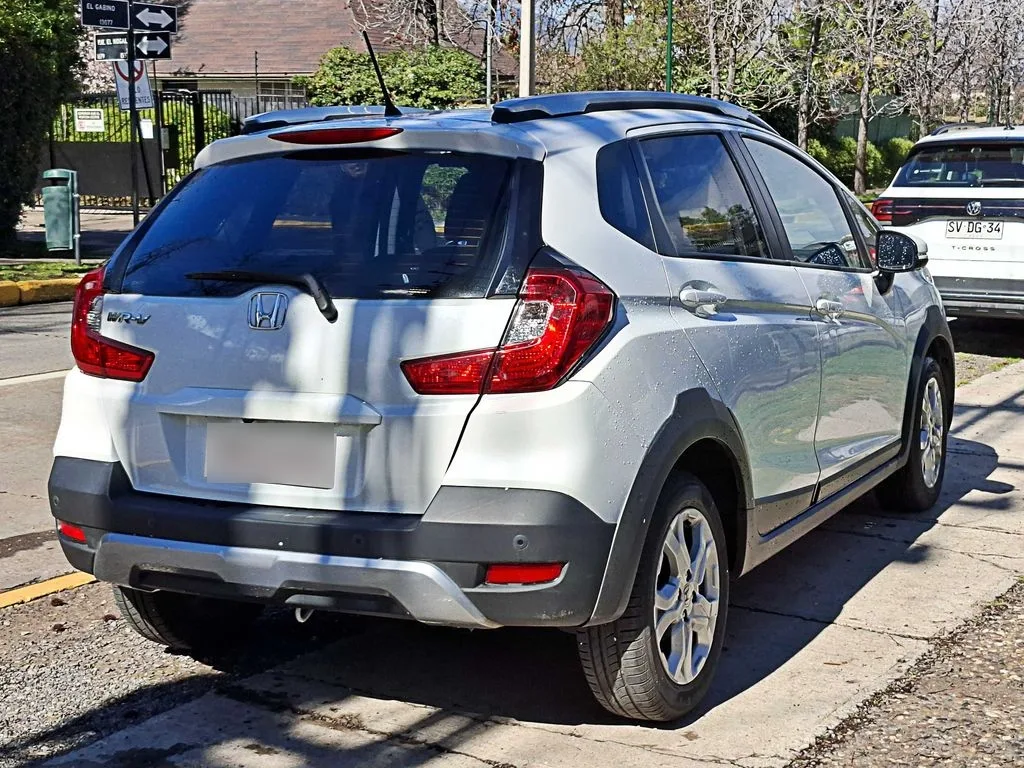 Honda Wr-V 1.5 Lx 4x2 Cvt At 5p año 2022