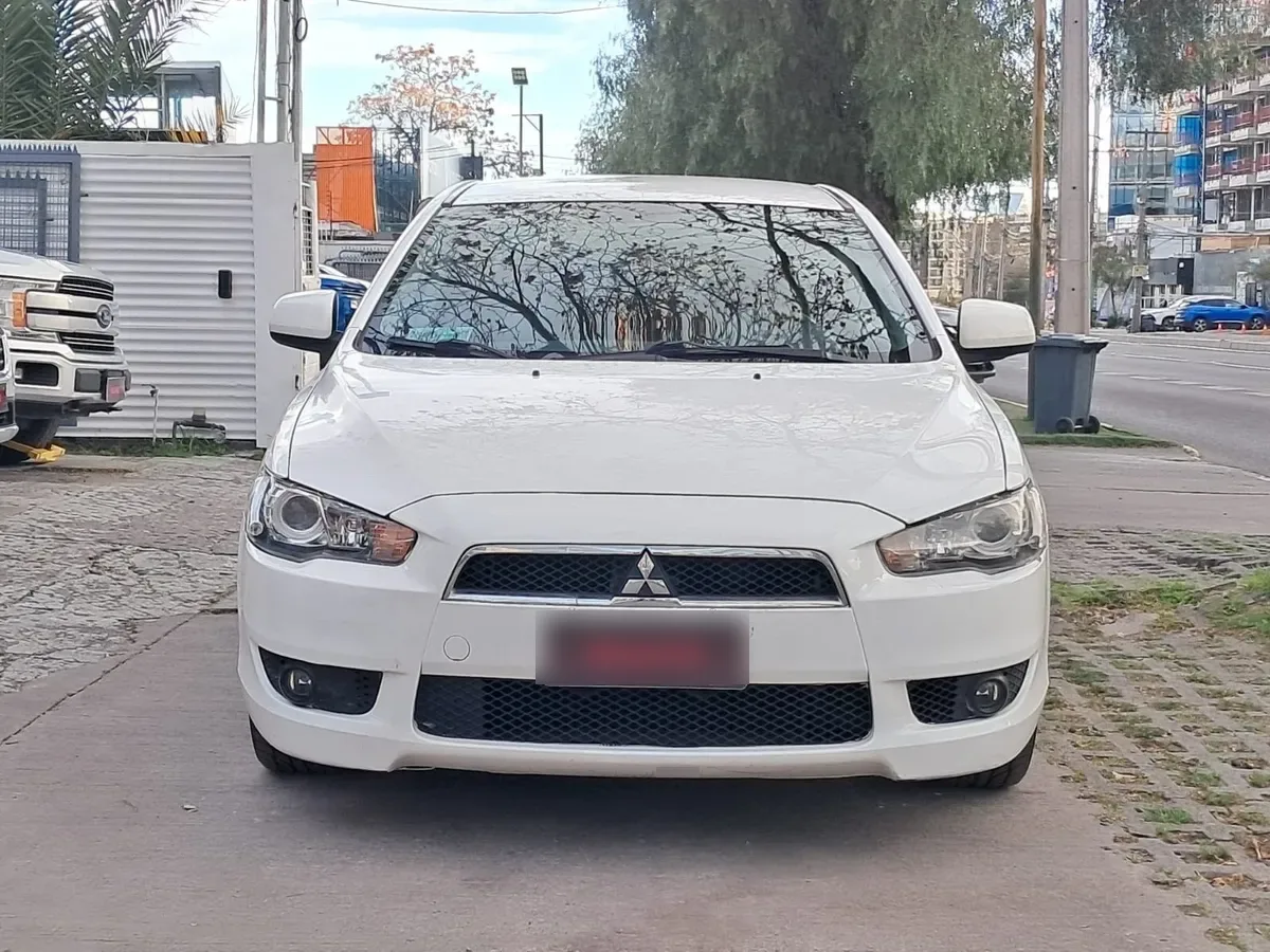 MITSUBISHI LANCER 1.6 R/t At año 2013