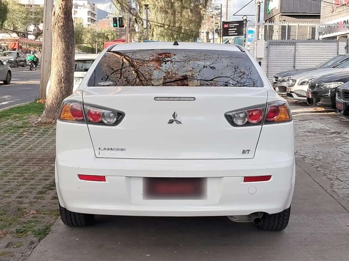 MITSUBISHI LANCER 1.6 R/t At año 2013
