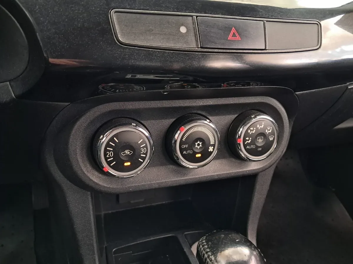 MITSUBISHI LANCER 1.6 R/t At año 2013